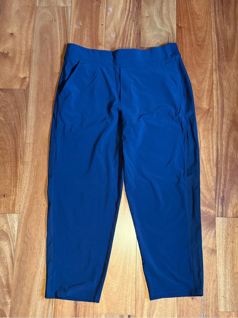 Women’s Athleta pants